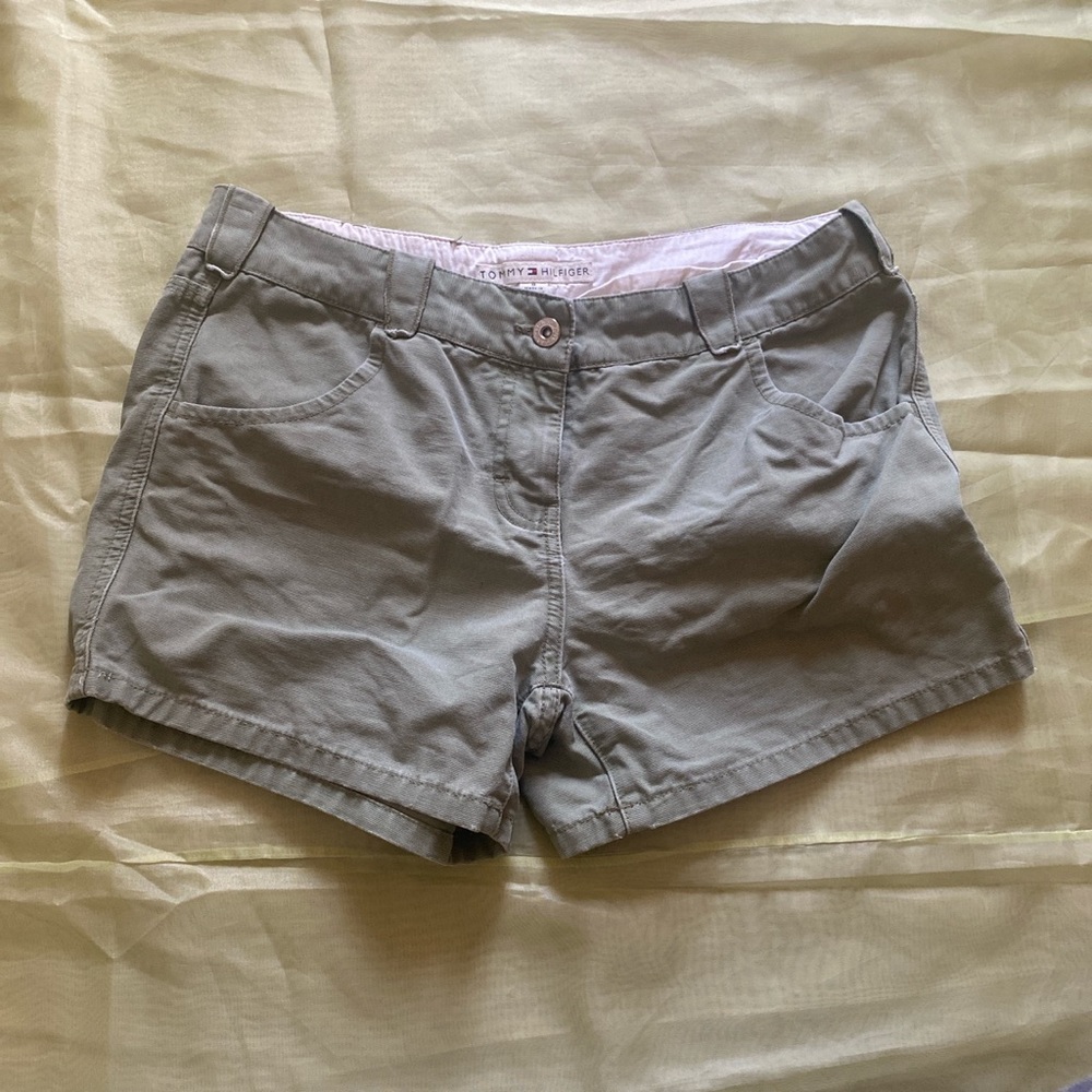 army green tommy hilfiger shorts